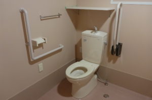 室内障害者用洋風トイレ設置完了