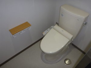 従業員用洋式トイレ設置完了