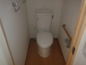 室内洋式トイレ設置完了