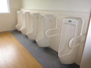 生徒用トイレ施工完了