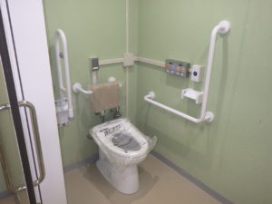 障害者用洋式トイレ設置完了